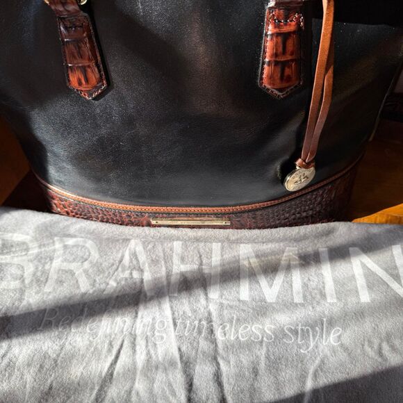 VINTAGE | Brahmin Tuscan Tri-Texture Satchel Crossbody Includes Original Dustbag - Picture 11 of 11